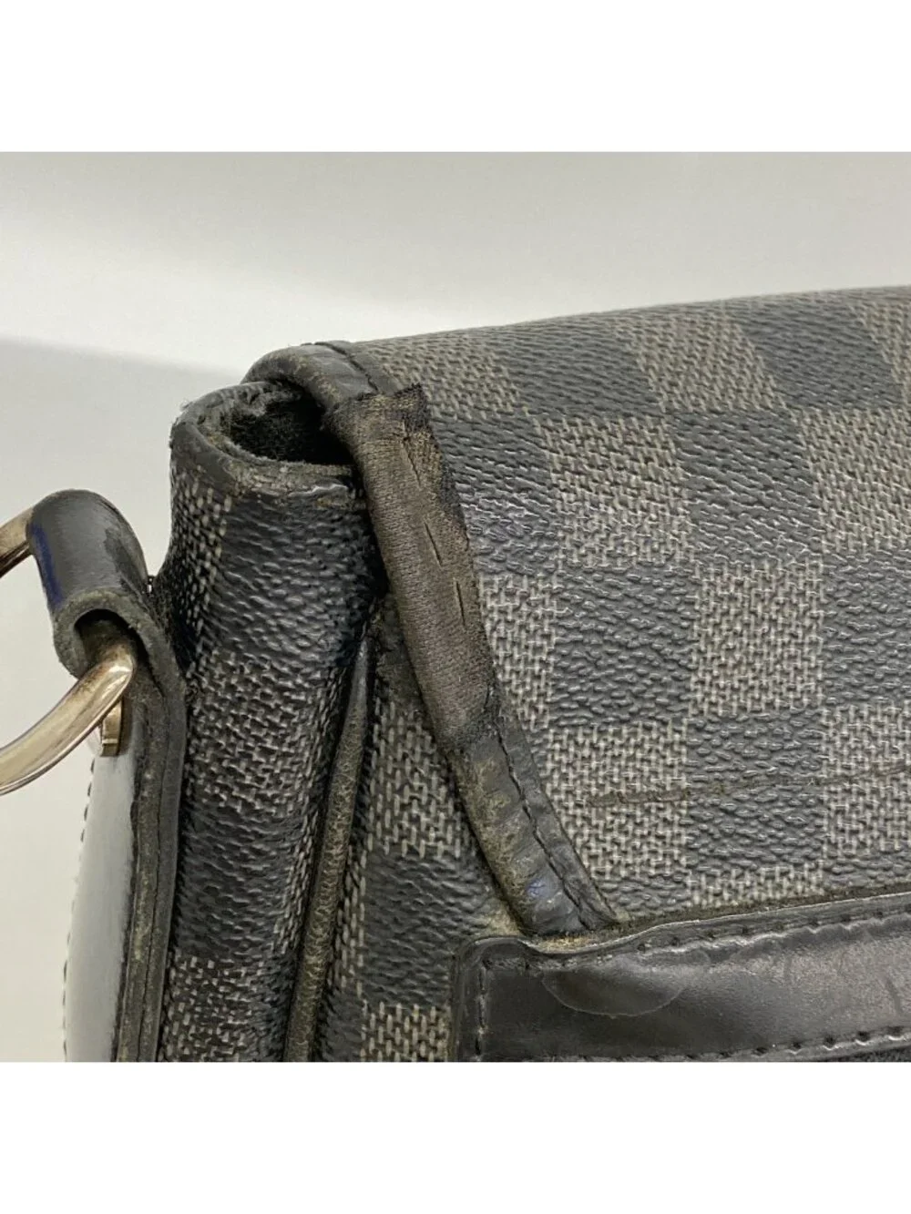 Louis Vuitton Shoulder Bag Damier Graphite Daniel MM Black Gray
